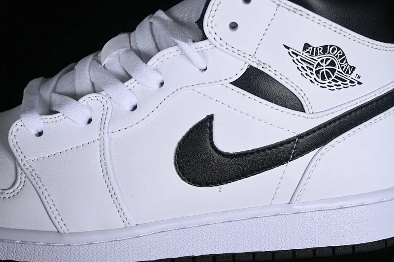 All categories Air Jordan Jordan series basketball shoes Air Jordan 1 Mid Air Jordan 1 Mid AJ1 Joe 1 classic white and black Chinese culture and leisure sneakers DQ8423-132